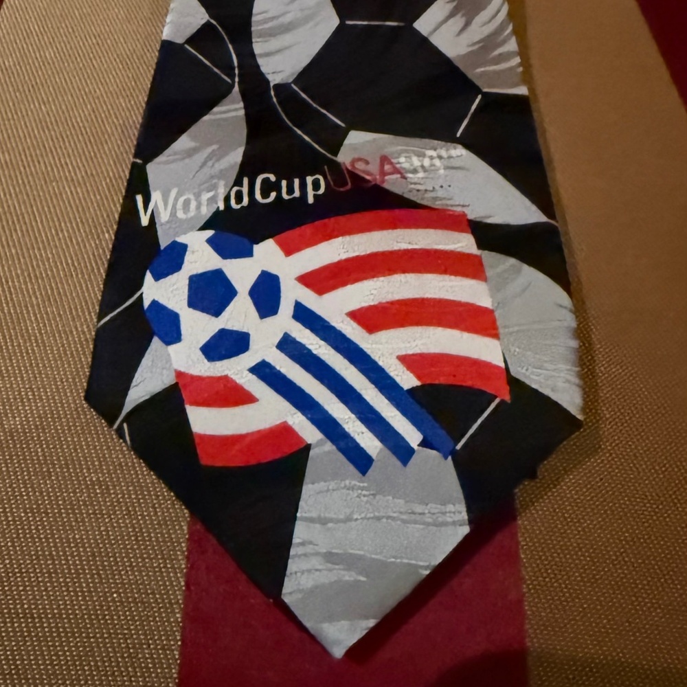 Neck Tie / Silk / 1994 World Cup / NWT / Collectible
